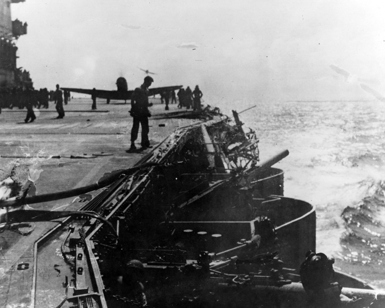 Photo #: 80-G-16806  Battle of the Coral Sea, May 1942
