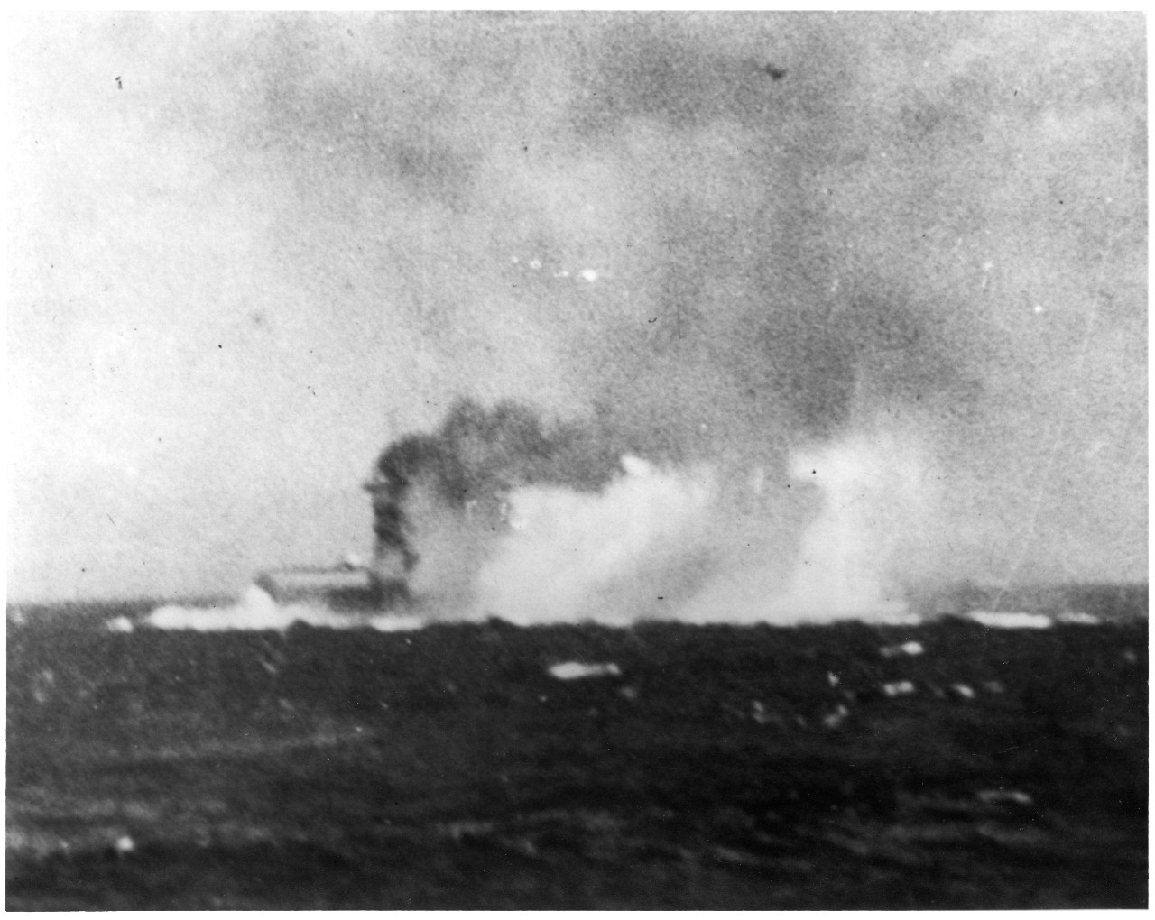 Photo #: 80-G-19100  Battle of the Coral Sea, May 1942
