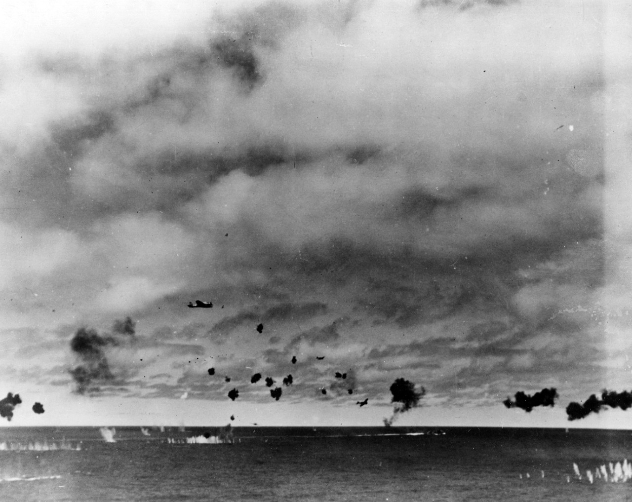 Photo #: 80-G-11639  Battle of Midway, June 1942