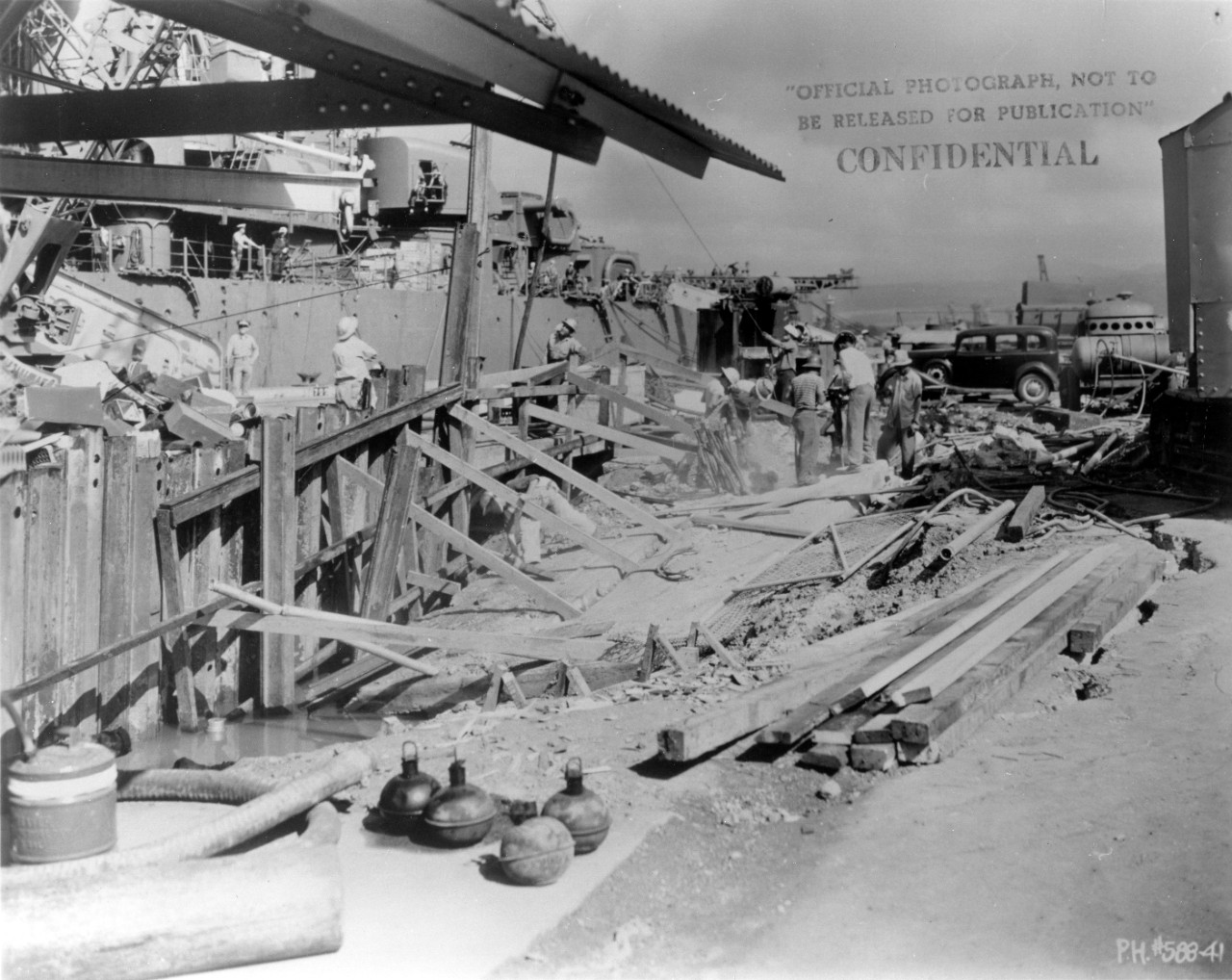 Photo #: NH 96665  Pearl Harbor Attack, 7 December 1941