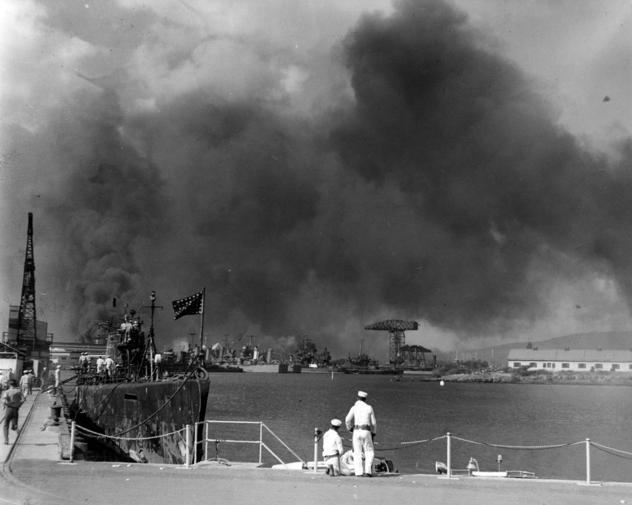 Photo #: 80-G-32704  Pearl Harbor Attack, 7 December 1941