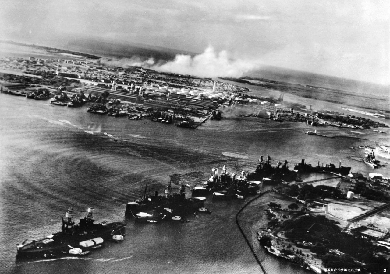 Photo #: NH 50931  Pearl Harbor Attack, 7 December 1941 For a MEDIUM RESOLUTION IMAGE, click the thumbnail.