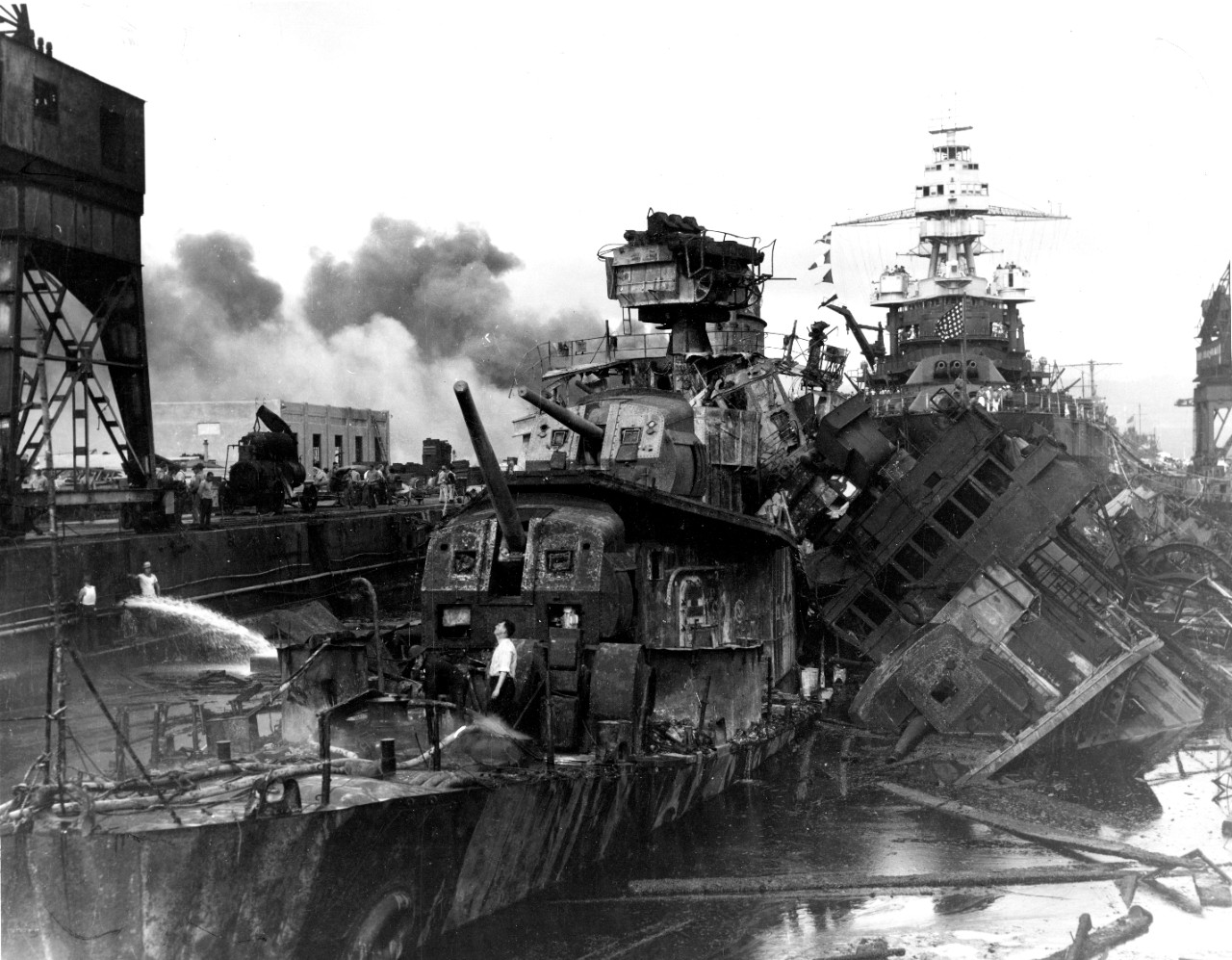 Photo #: 80-G-32511  Pearl Harbor Attack, 7 December 1941