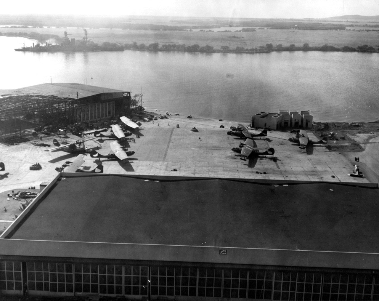Photo #: 80-G-32505  Pearl Harbor Attack, 7 December 1941