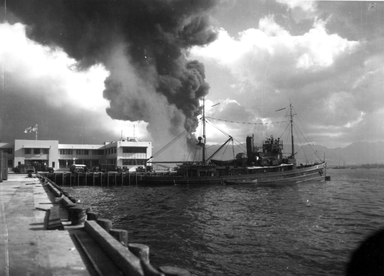 Photo #: 80-G-32669  Pearl Harbor Attack, 7 December 1941