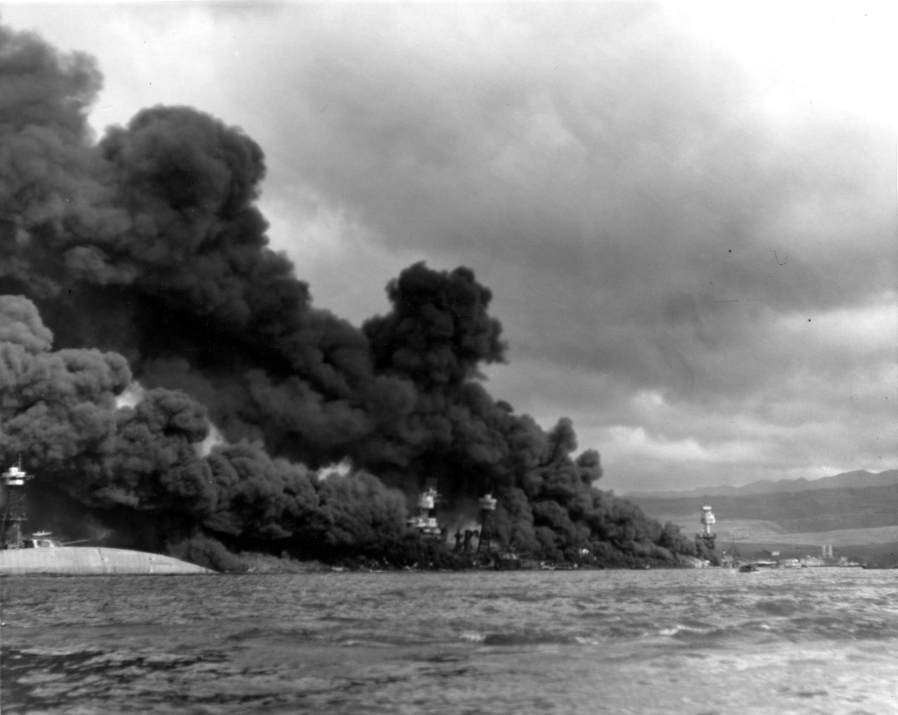 Photo #: 80-G-32750  Pearl Harbor Attack, 7 December 1941