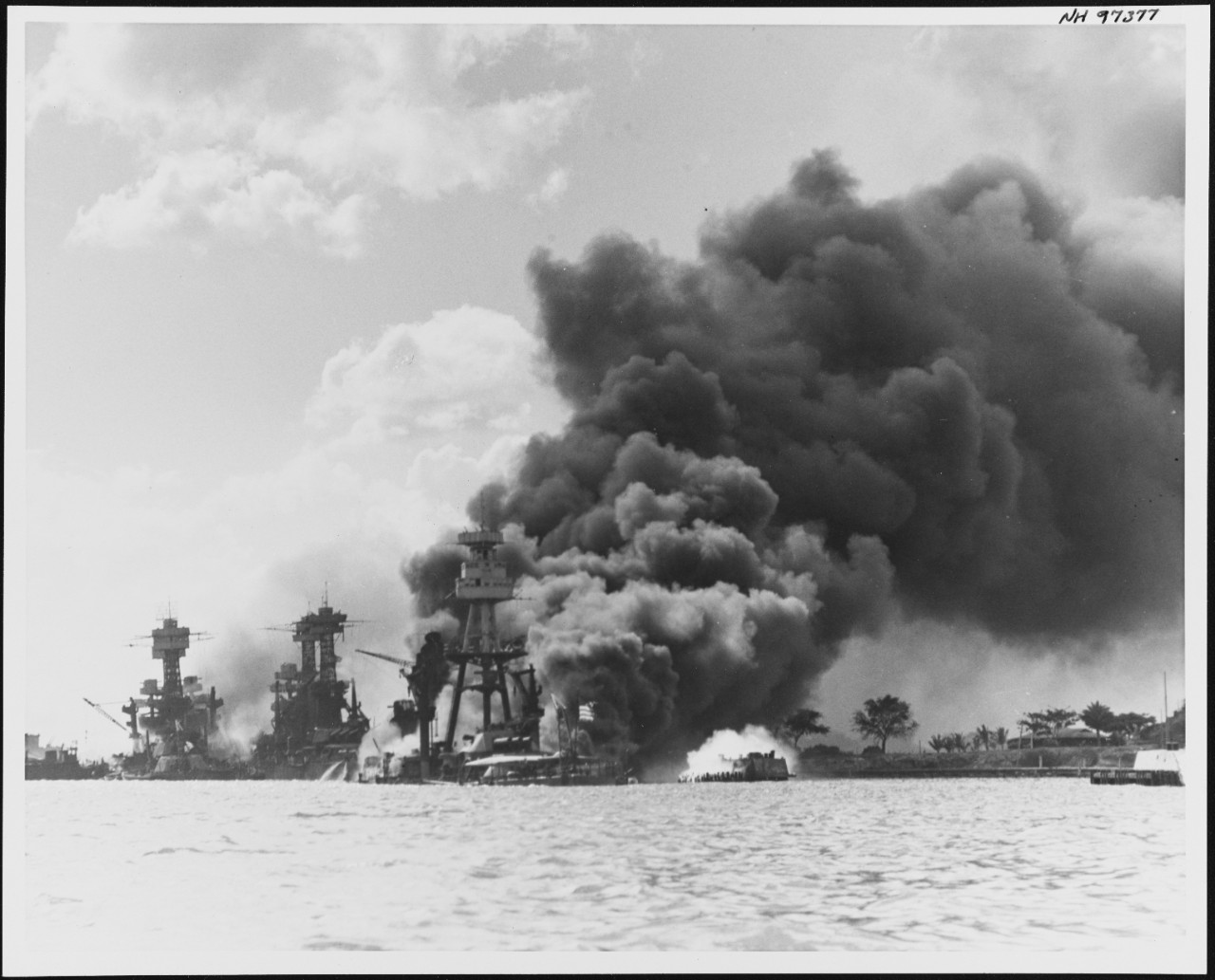 Photo #: NH 97377  Pearl Harbor Attack, 7 December 1941