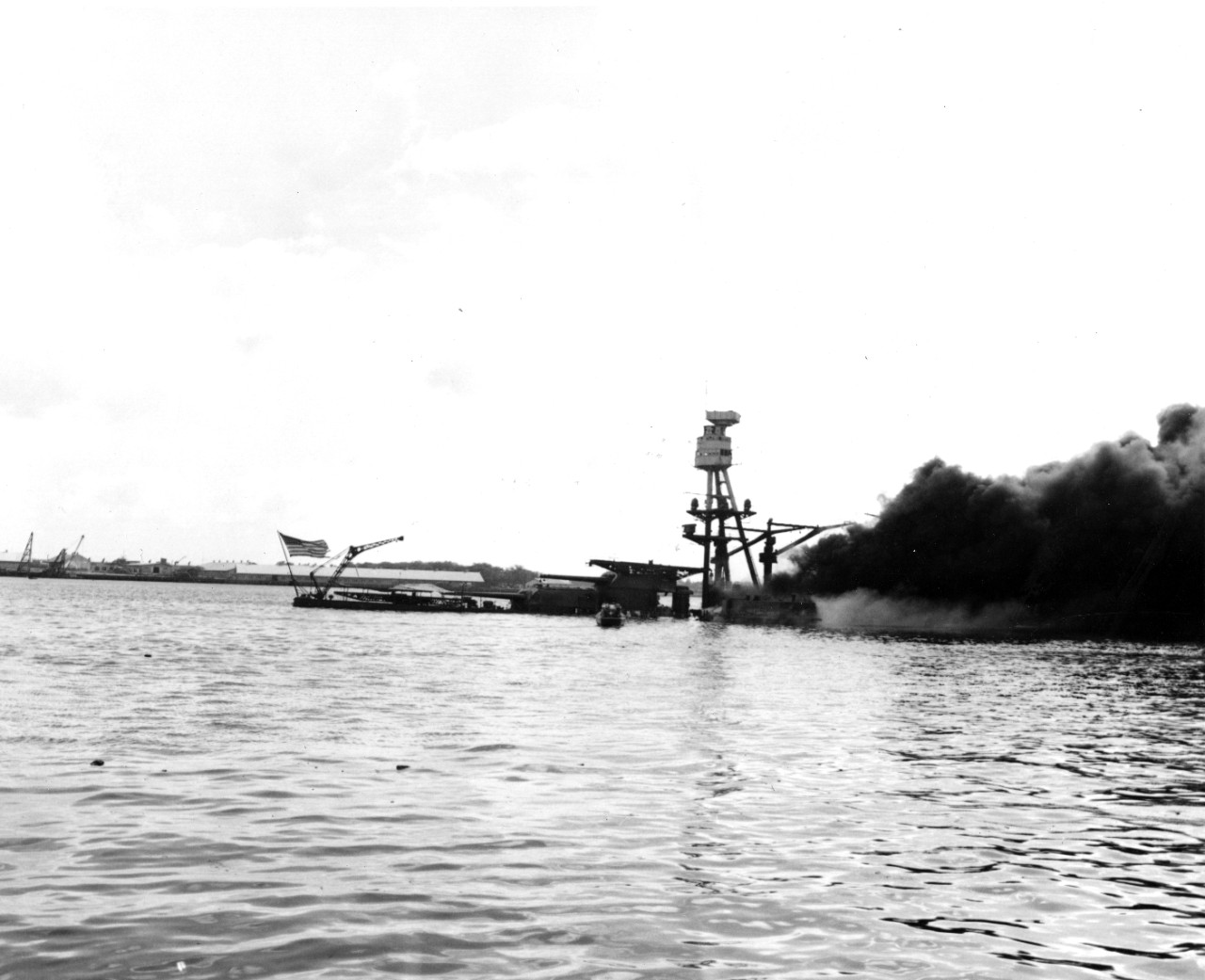 Photo #: 80-G-32591  Pearl Harbor Attack, 7 December 1941