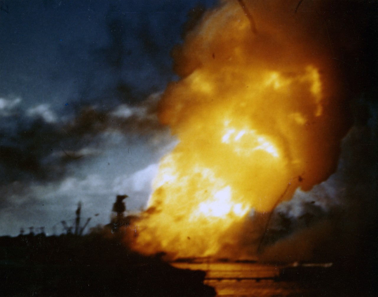 Photo #: 80-G-K-13512 Pearl Harbor Attack, 7 December 1941