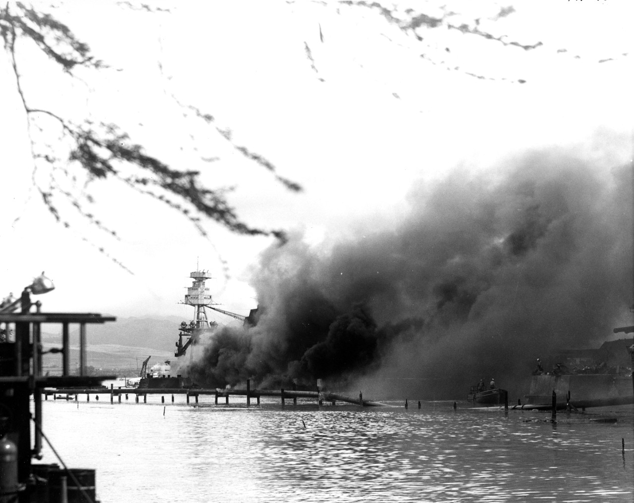 Photo #: NH 97381  Pearl Harbor Attack, 7 December 1941