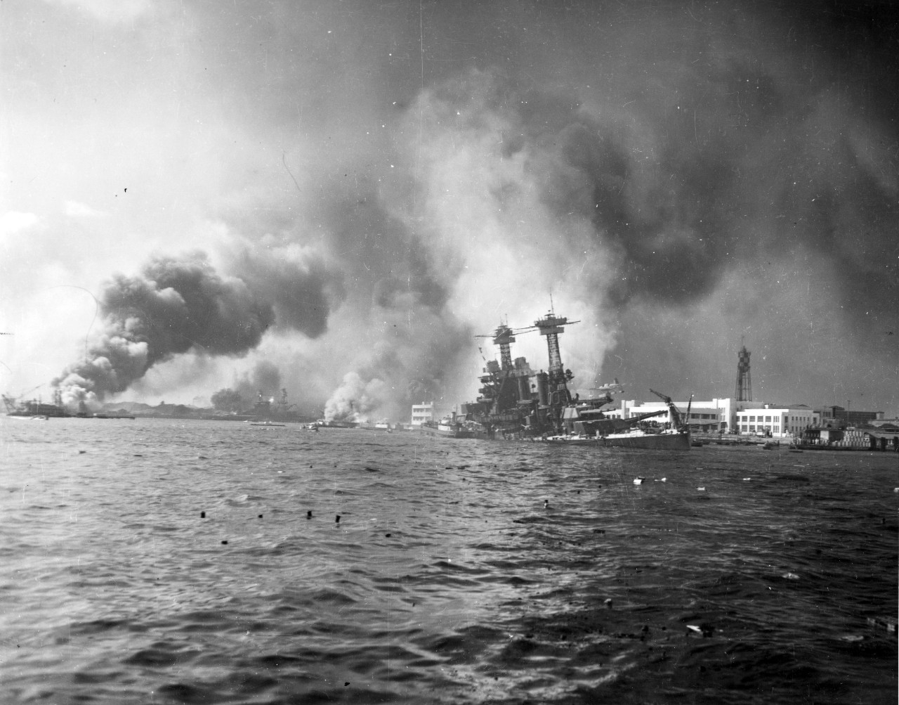 Photo #: 80-G-32456  Pearl Harbor Attack, 7 December 1941