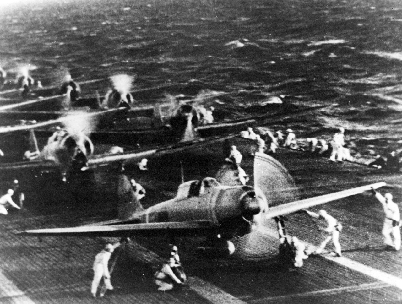 Photo #: 80-G-71198  Pearl Harbor Attack, 7 December 1941