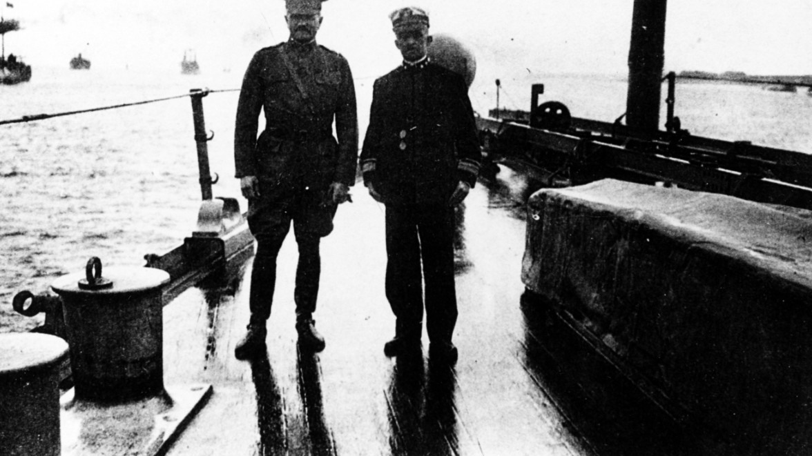 General John J. Pershing and Rear Admiral Albert Gleaves on the deck of USS Seattle in the harbor of Brest, 1918. Courtesy of CDR. D.J. Robinson, USN (RET), 1981, NH 91822.