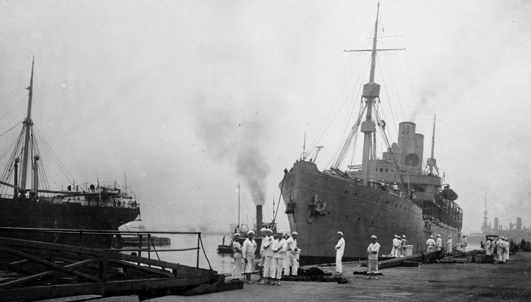 DeKalb leaving the Philadelphia Navy Yard, 6:09 a.m., 12 June 1917, en route to the European war zone. (Naval History and Heritage Command Photograph NH 54653)