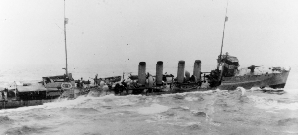 Duncan operating in the war zone, 1917. (Naval History and Heritage Command Photograph NH 95198)