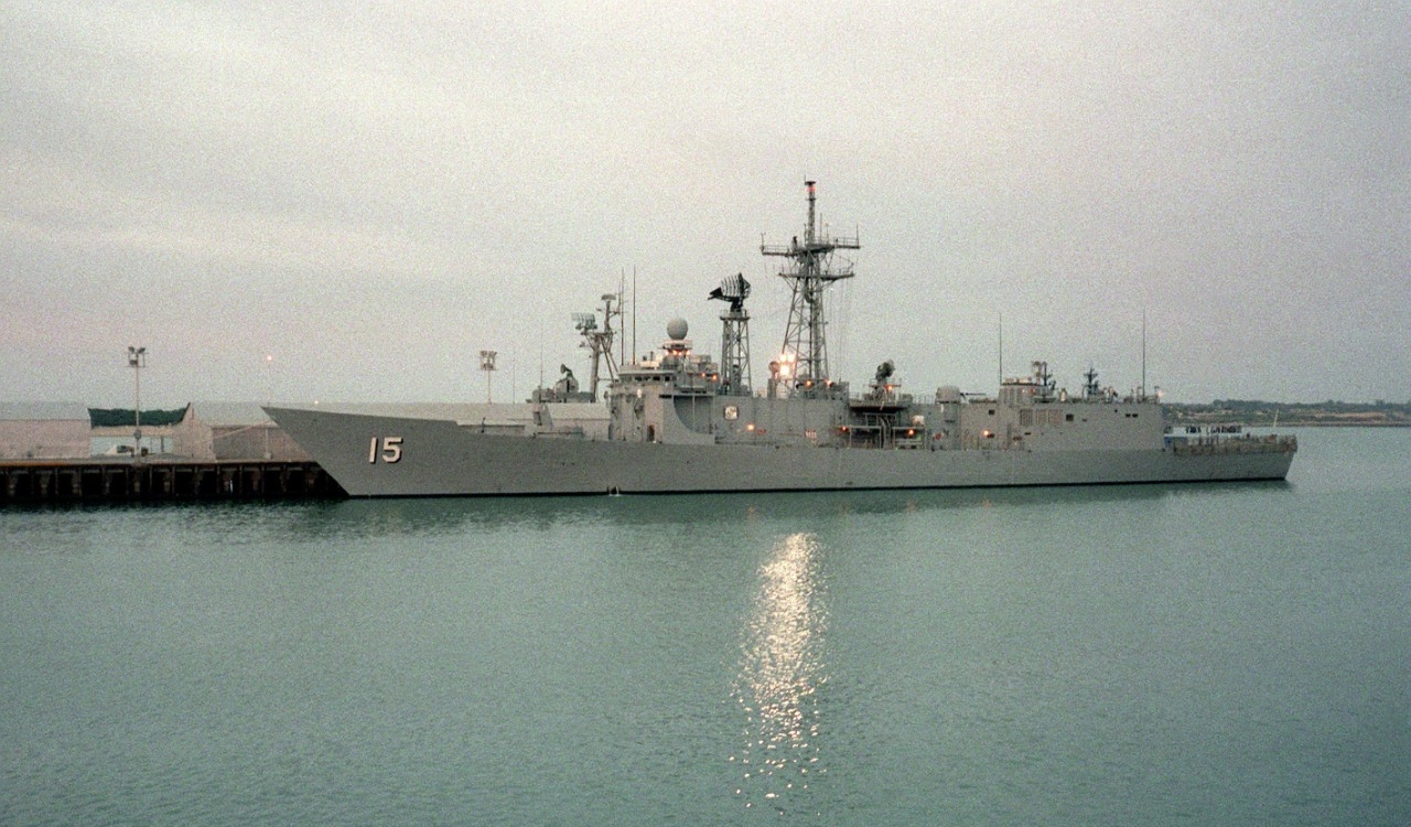 Estocin moored at Rota on her way home from deployment to the Persian Gulf, 26 March 1985. (U.S. Navy Photograph DN-SC-86-04650, HM2 Robert E. Wilson, National Archives and Records Administration, Still Pictures Division, College Park, Md.)