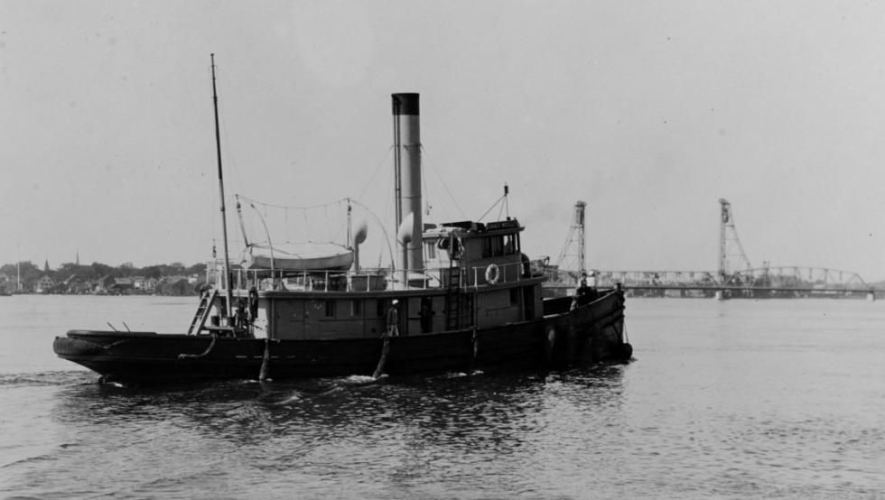 James Woolley underway off the Portsmouth [N.H.] Navy Yard, 22 September 1926. Note the ladder secured in a vertical position on the starboard side – to allow easier access to ships with higher freeboard. Close investigation of this image shows the ship’s name board above the pilot house showing the full name JAMES WOOLLEY. (Naval History and Heritage Command Photograph NH 52174)