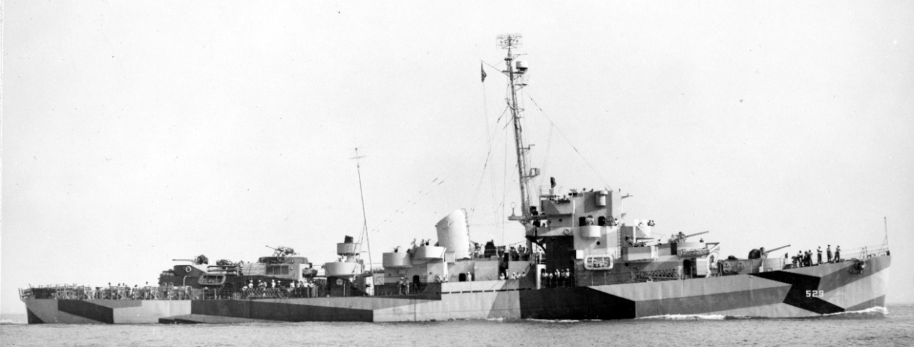 Starboard broadside view of Mason, 15 August 1944. (U.S. Navy Photograph 80-G-382852, National Archives and Records Administration, Still Pictures Division, College Park, Md.)