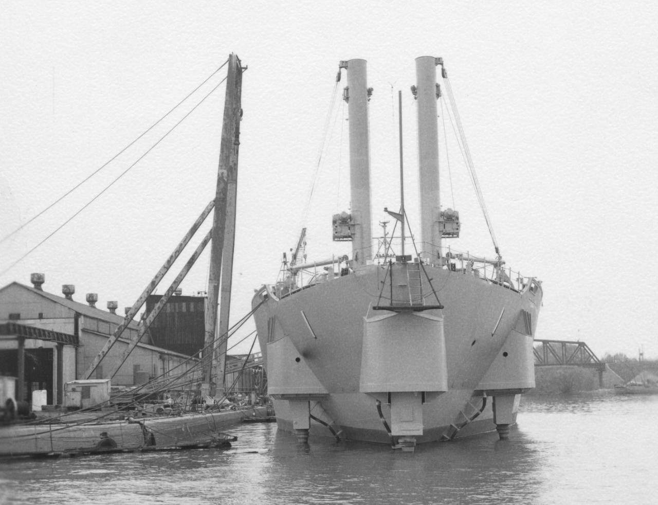 View from directly astern showing MSS-1’s three after inboard-outboard diesel engines, Lorain, Ohio, 28 April 1969. (U.S. Navy Photograph USN-1139004, National Archives and Records Administration, Still Pictures Branch, College Park, Md.)