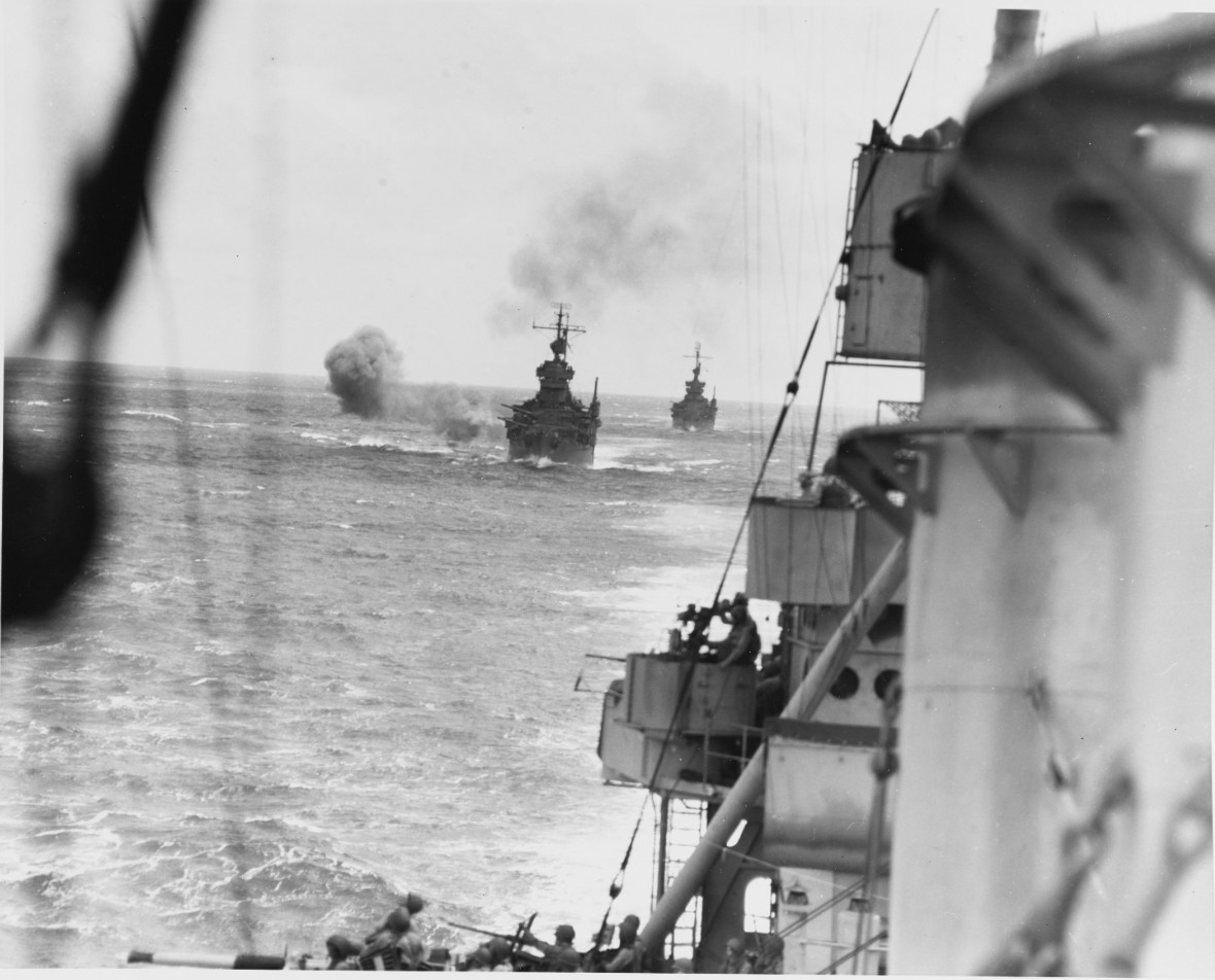 Photo #: 80-G-55238  Wake Island Raids, 5-6 October 1943