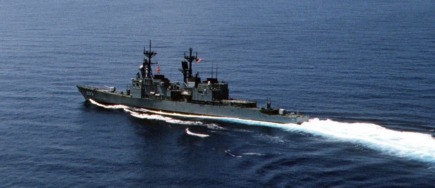 Scott underway, 1 June 1983. (U.S. Navy Photograph 330-CFD-DN-ST-83-09048, National Archives and Records Administration, Still Pictures Division, College Park, Md.)