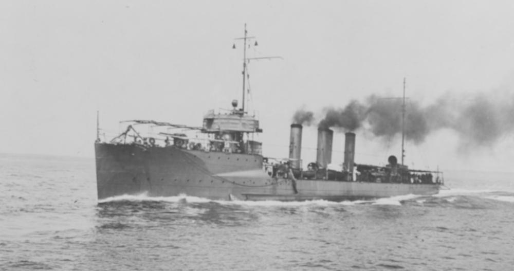 Sterett underway, circa 1912. Photograph from the collection of Rear Adm. C.T. Hutchins, donated by Mrs. H.C. Allan. (Naval History and Heritage Command Photograph, NH 59645)