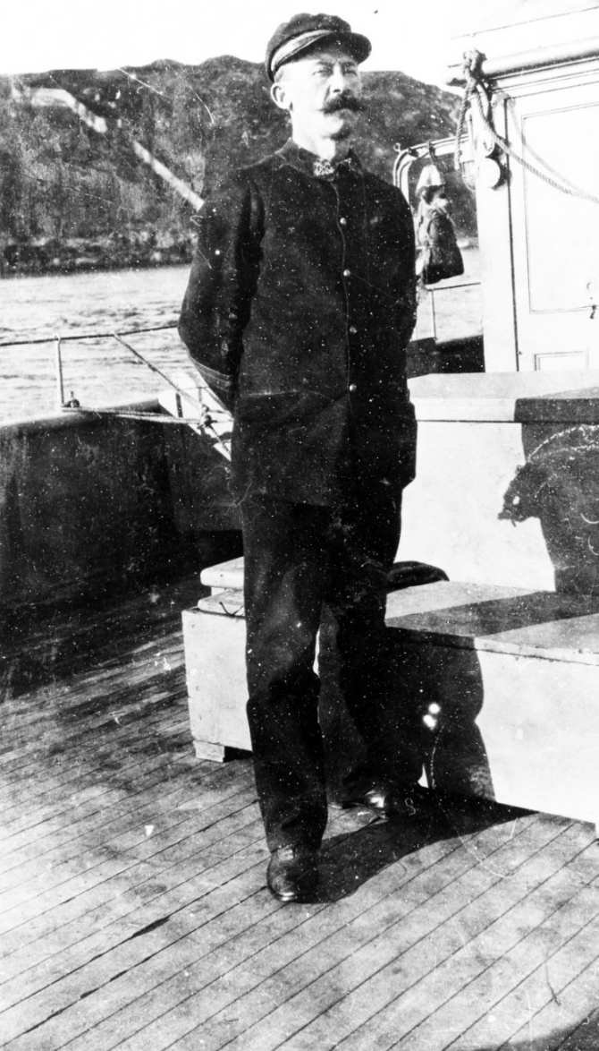 The French pilot who guided Warrington into Brest Harbor when she first arrived in November 1917. Courtesy of Mr. Gustavus C. Robbins, Somerville, Mass., 1973. (Naval History and Heritage Command Photograph NH 77157) 