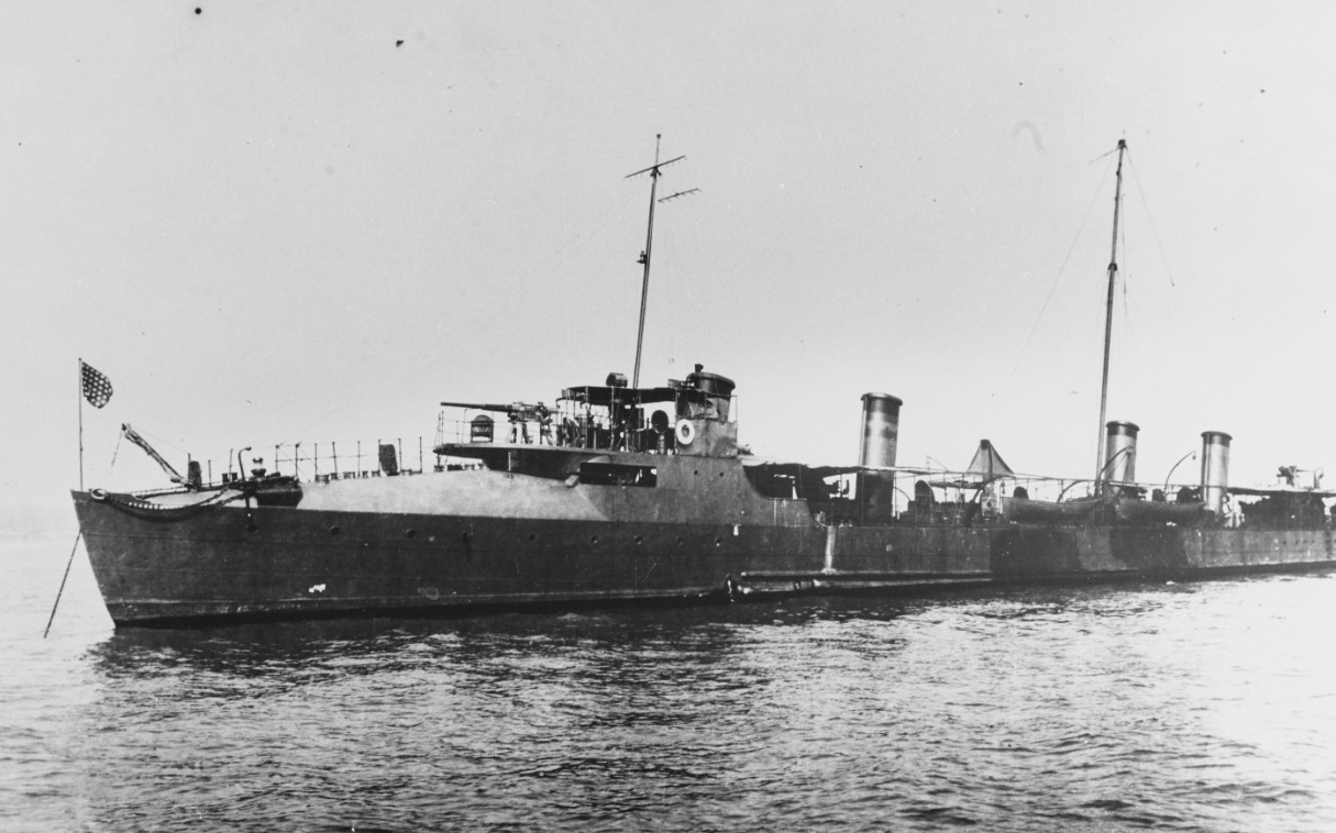 Whipple at anchor during the early 1900s. Note the ship’s curved forecastle and exposed bridge. (Naval History and Heritage Command Photograph NH 41765)