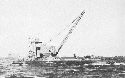 Image of YSD Seaplane Wrecking Derrick (YSD-36 'The Marianne').