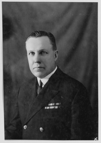Vernou, W.N. Capt. USN. (Navy Cross)