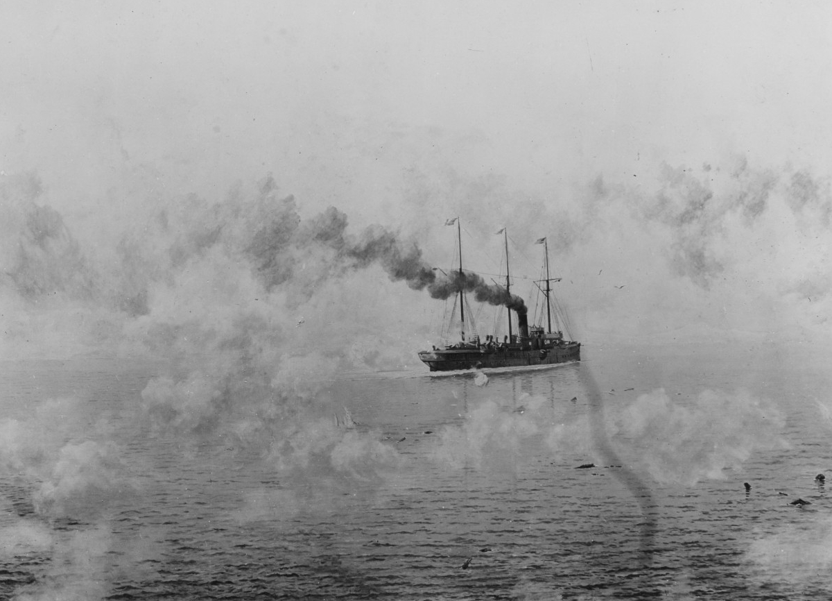 A photograph of the USS Petrel under steam.