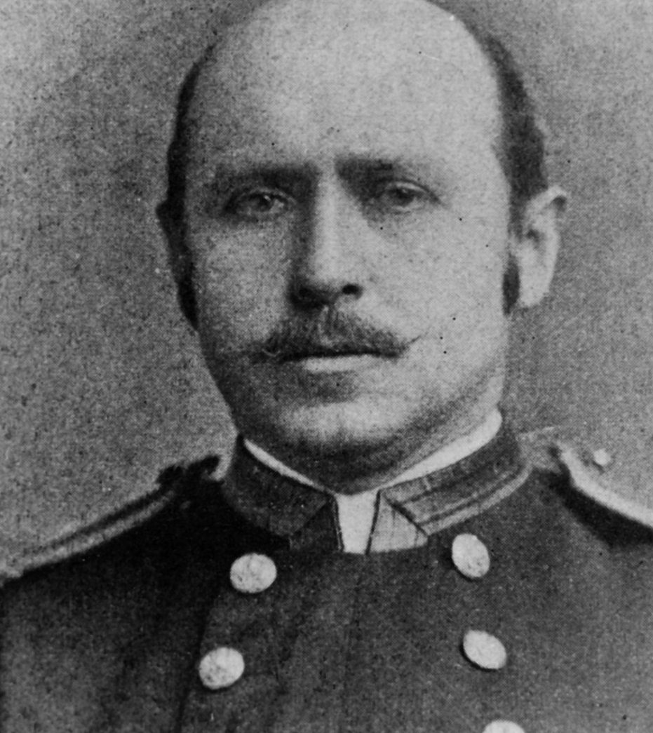 a picture of Captain French E. Chadwick who was Rear Admiral Sampson's chief of staff.