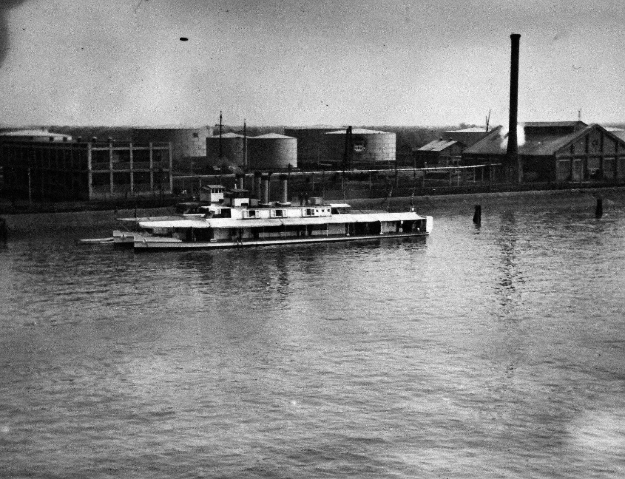 Photograph of gunboats Palos and Monocacy at Shanghai