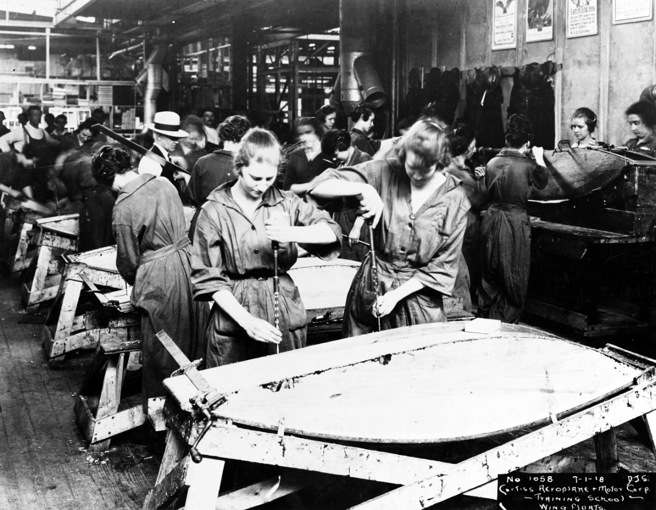 Photograph of workers 