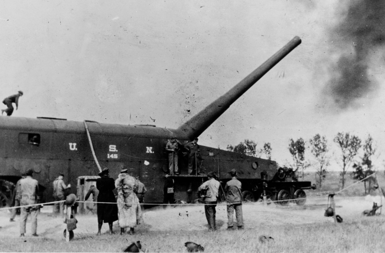 Photograph of railway gun in action