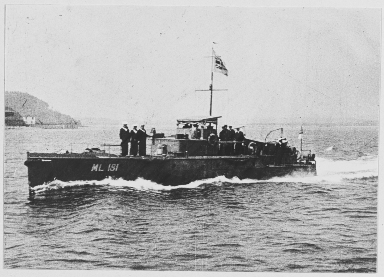 A small British boat knifes through the water towards an unseen American squadron